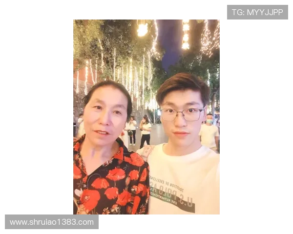 吴芳独家分享CSGO游戏技巧与心得体会助你提升竞技水平