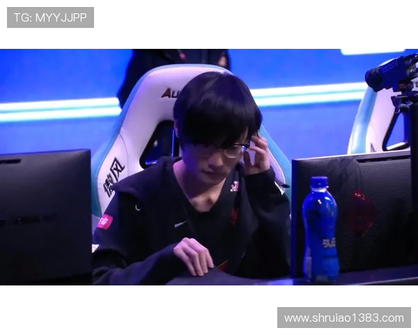 和平精英热议FPX战队节奏之争引发玩家热烈讨论与反思