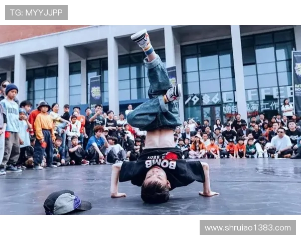 赛后分析：北京街舞队与武汉街舞队默契配合的精彩瞬间与战术探讨