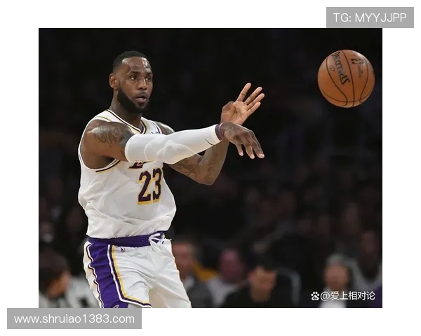 詹姆斯：从篮球传奇到商业巨头的华丽转身与人生启示