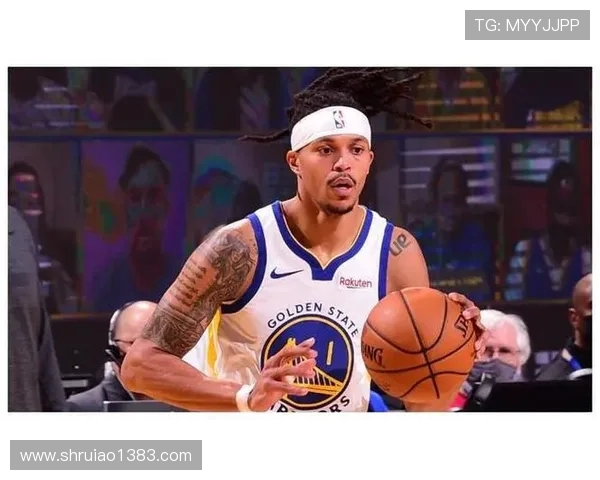 达米恩李对决猛龙展现个人风采与球队实力的精彩较量 达米恩李对决猛龙展现个人风采与球队实力的精彩较量